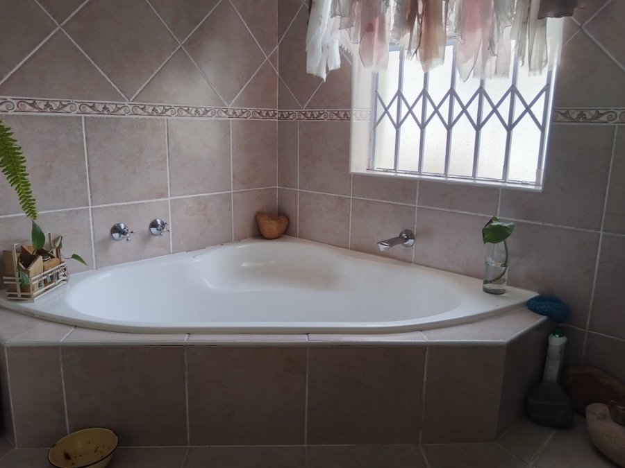 3 Bedroom Property for Sale in Parklands Western Cape